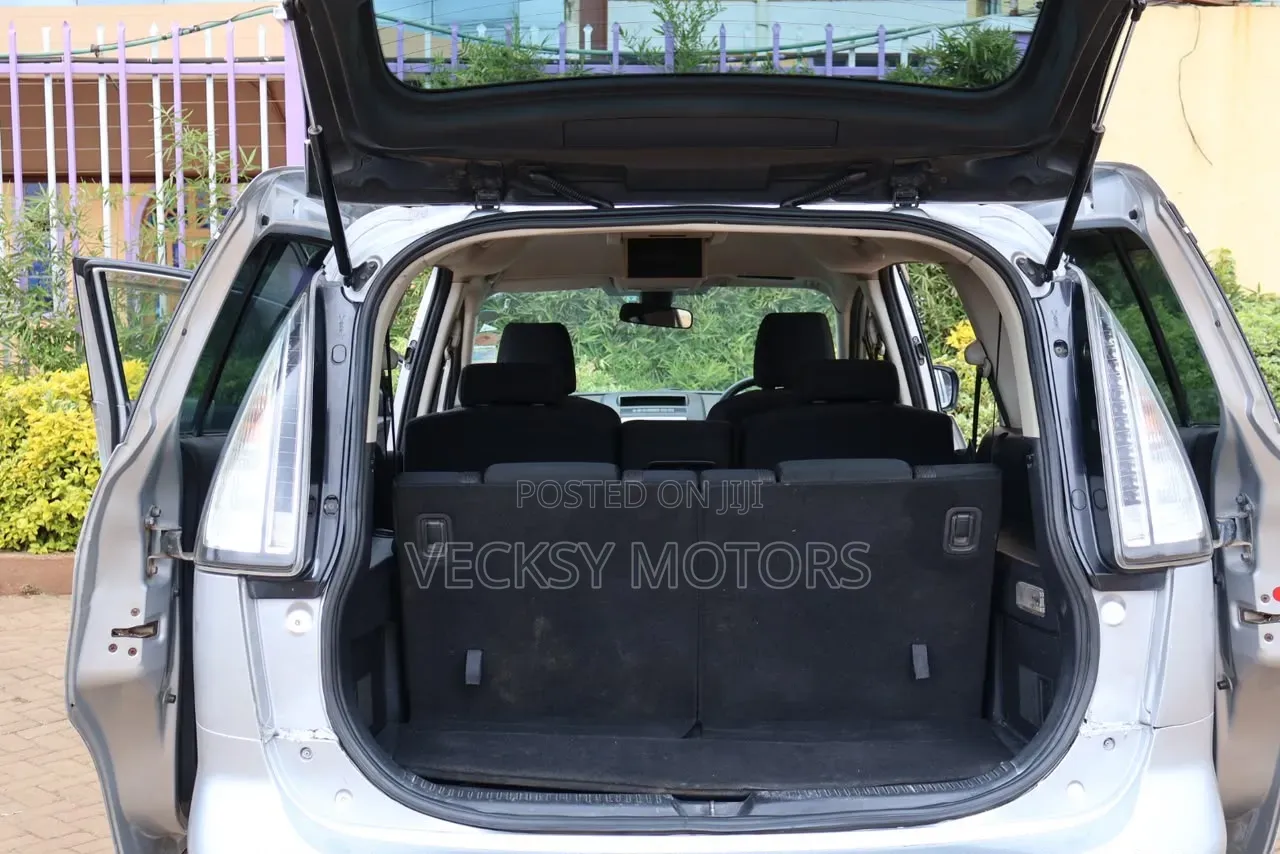 Mazda Premacy 2009 Silver