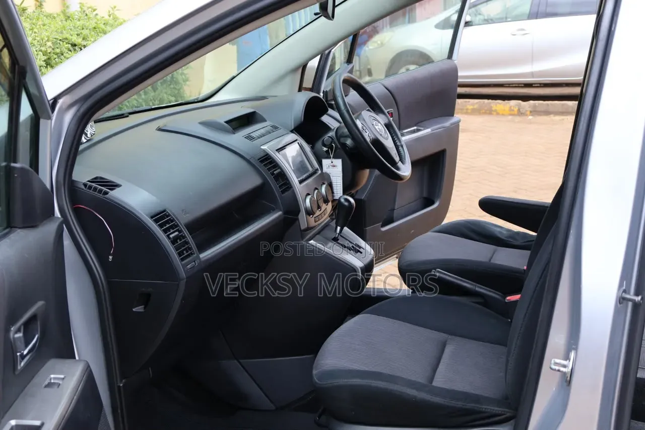 Mazda Premacy 2009 Silver