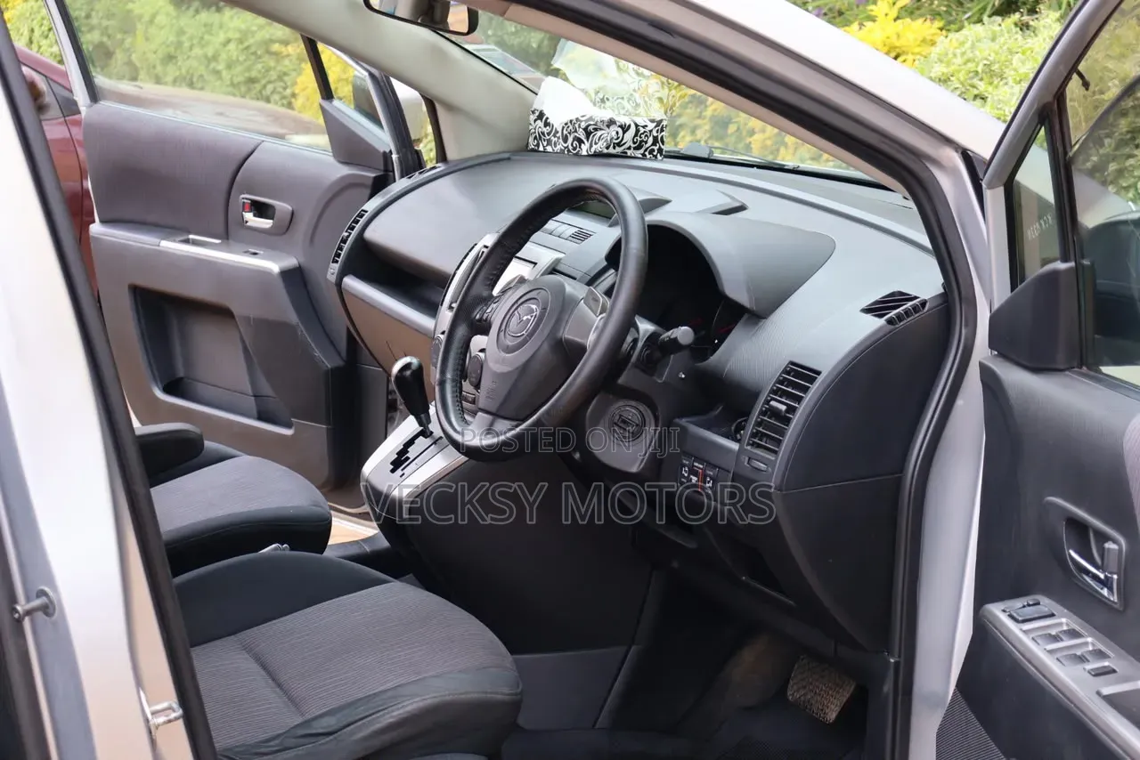 Mazda Premacy 2009 Silver