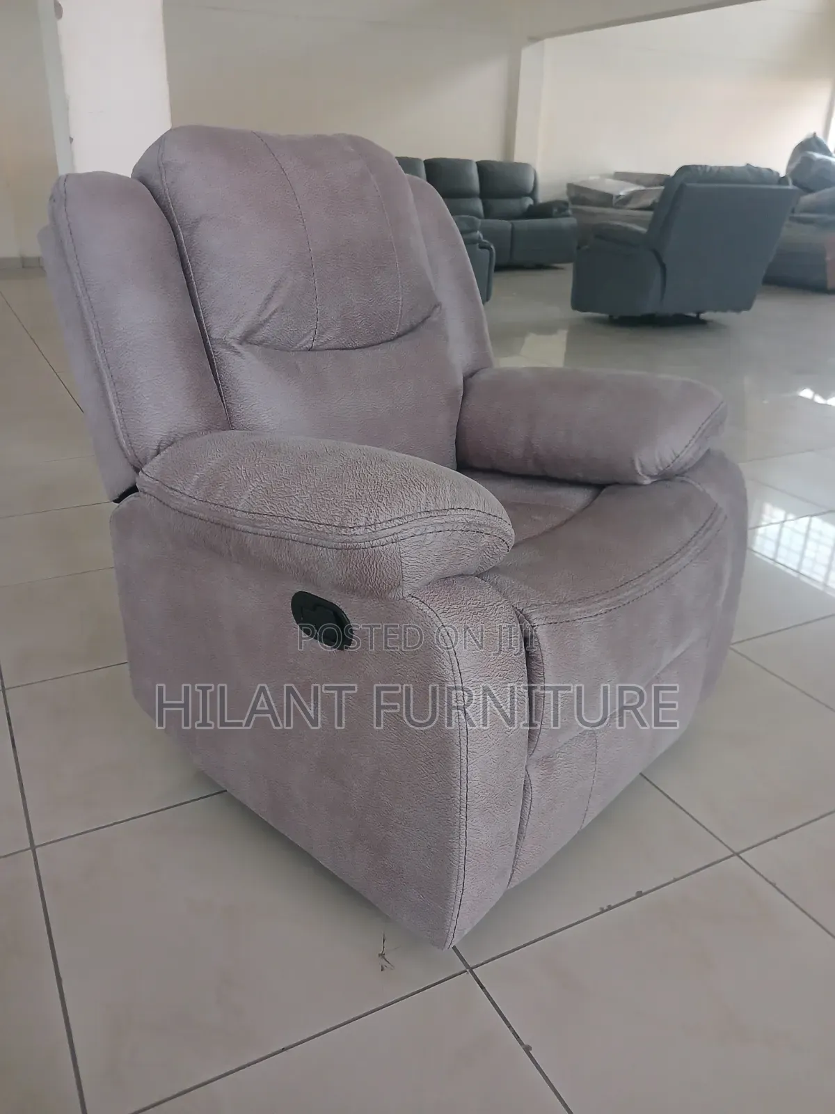 Luxury 1-Seater Fabric Recliner Sofa – Premium Comfort Chair