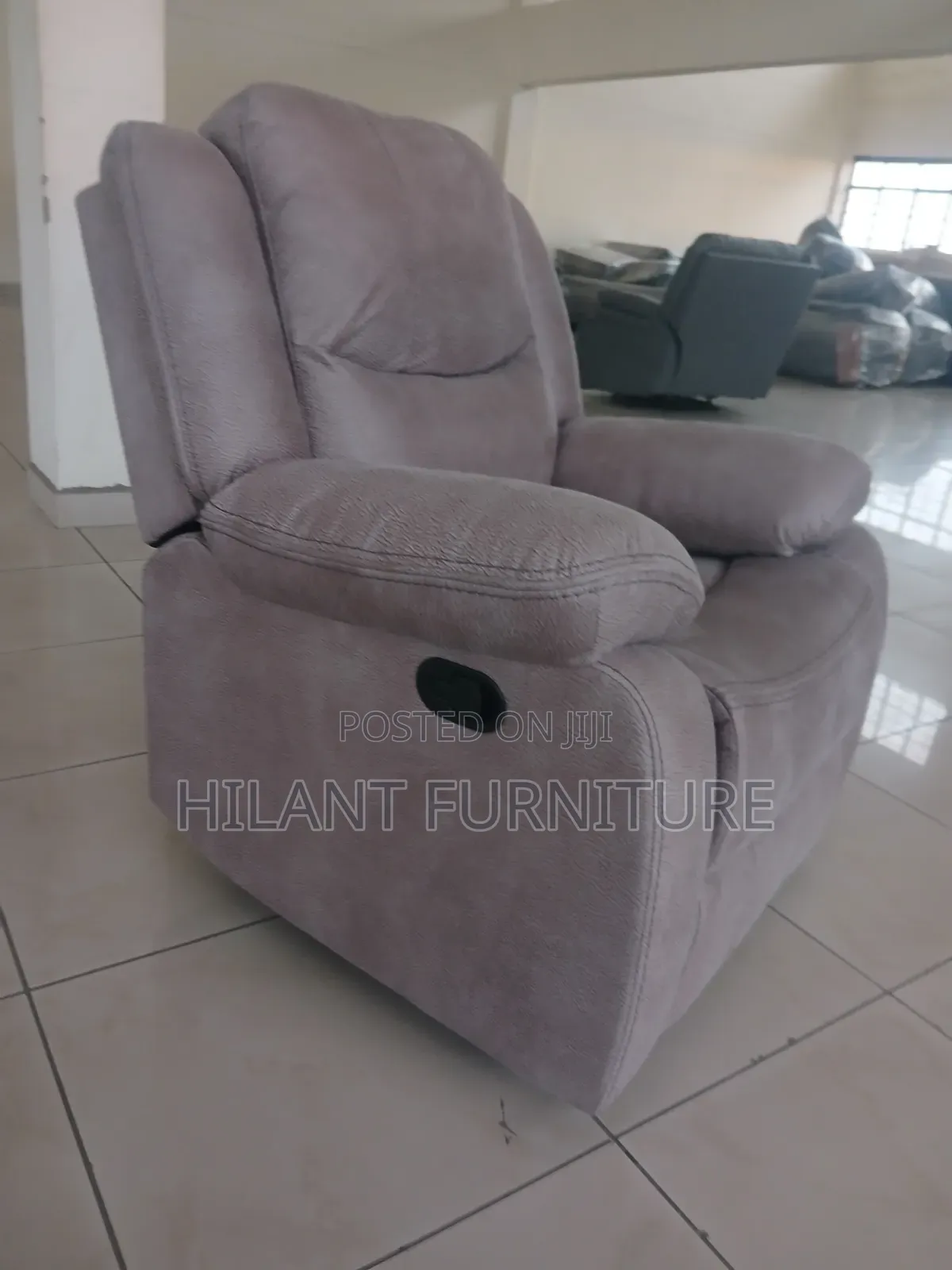 Luxury 1-Seater Fabric Recliner Sofa – Premium Comfort Chair