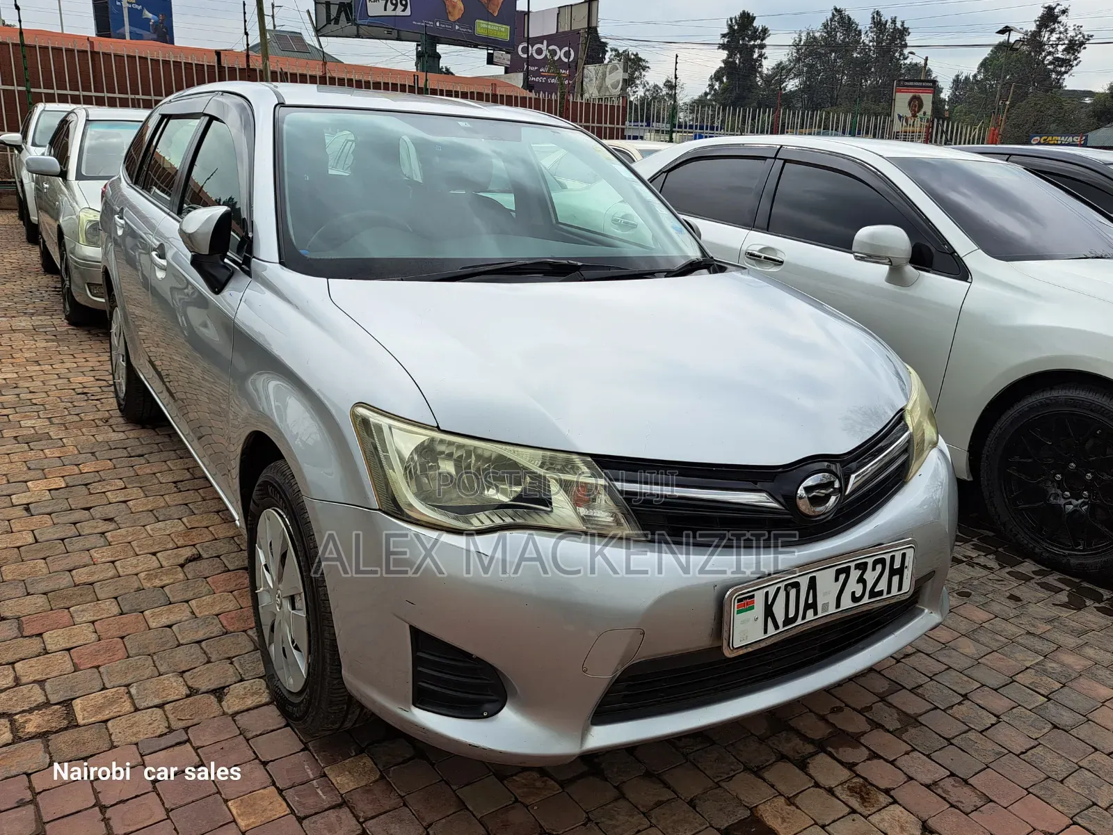 Toyota Corolla Fielder 2013 Silver