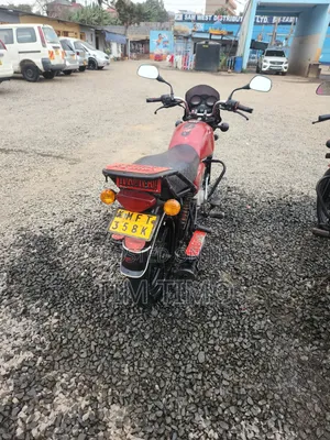Bajaj Boxer 150 UG 2024 Red