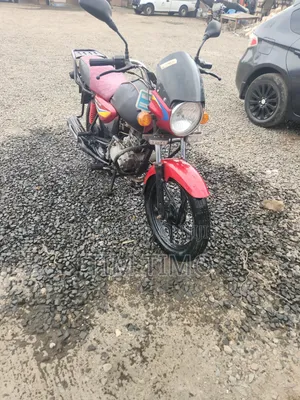 Bajaj Boxer 150 UG 2024 Red