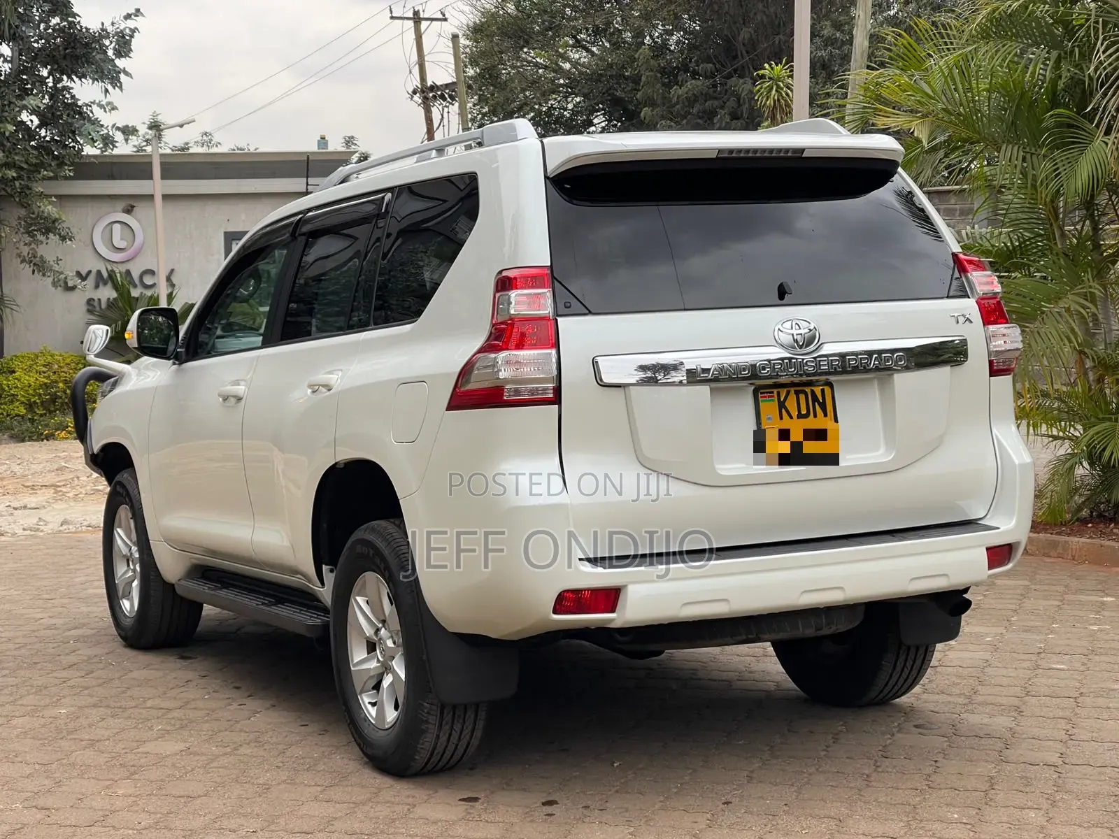 Toyota Land Cruiser Prado 2016 White