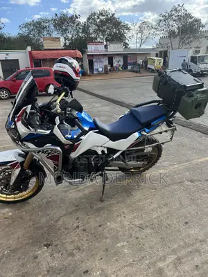New Honda 2022 White