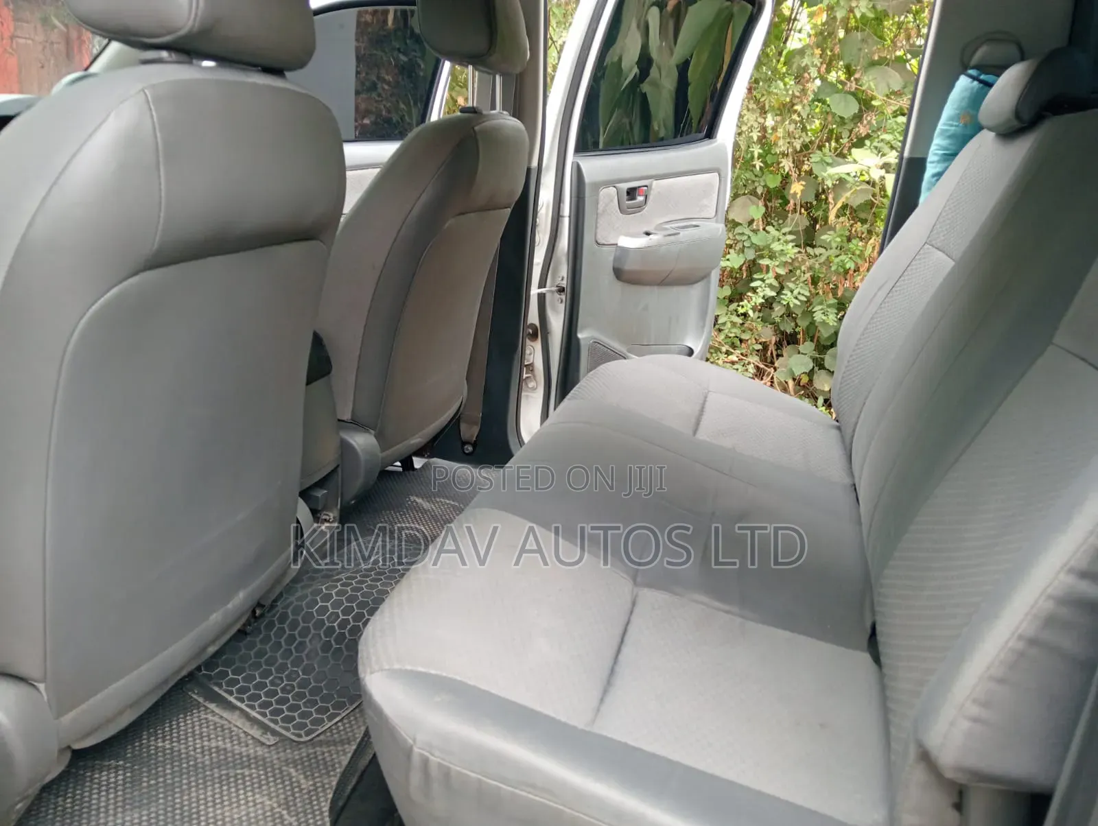 Toyota Hilux 2014 White