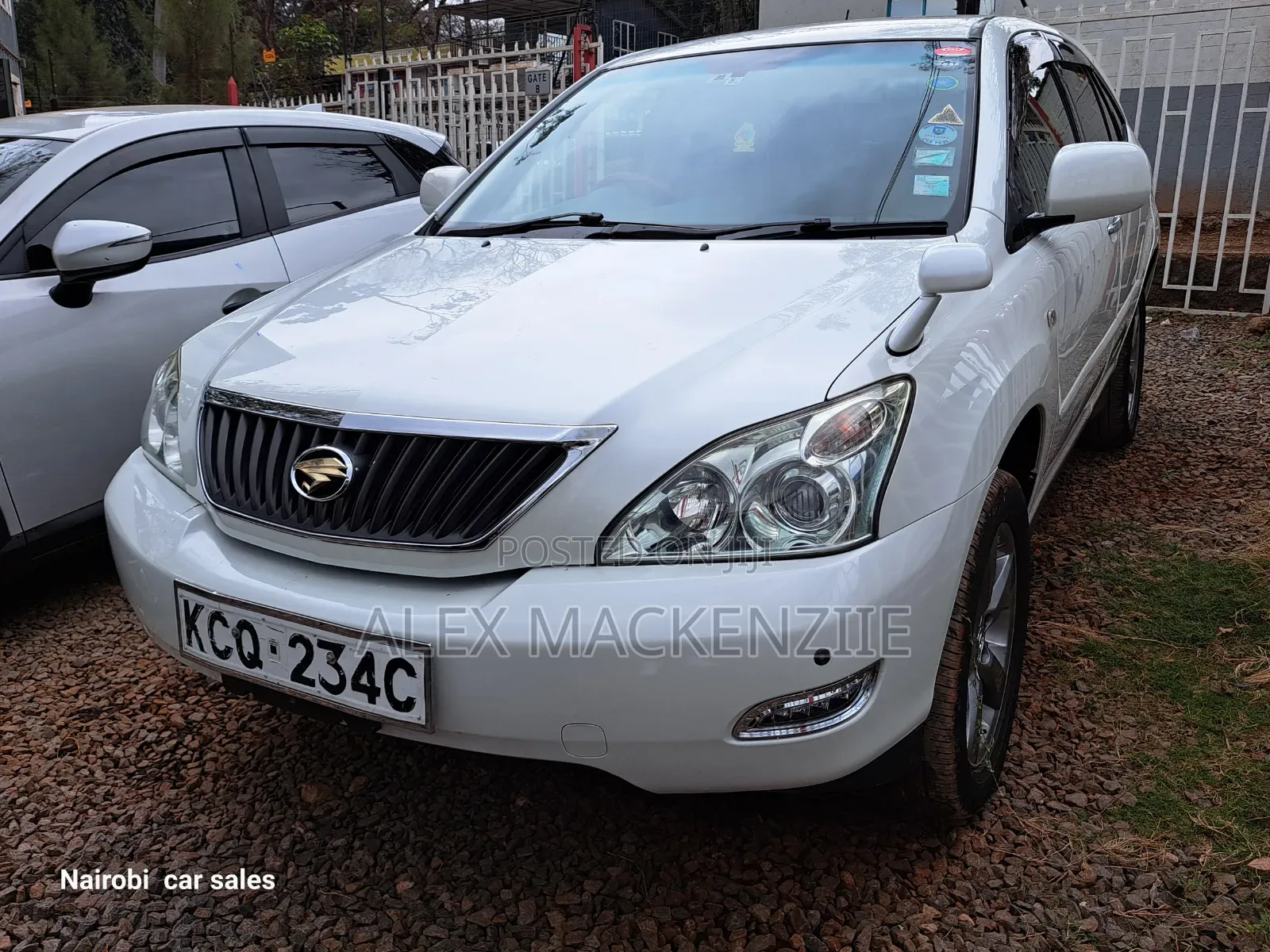 Toyota Harrier 2011 White