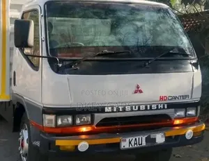Mitsubishi Canter 2008 White