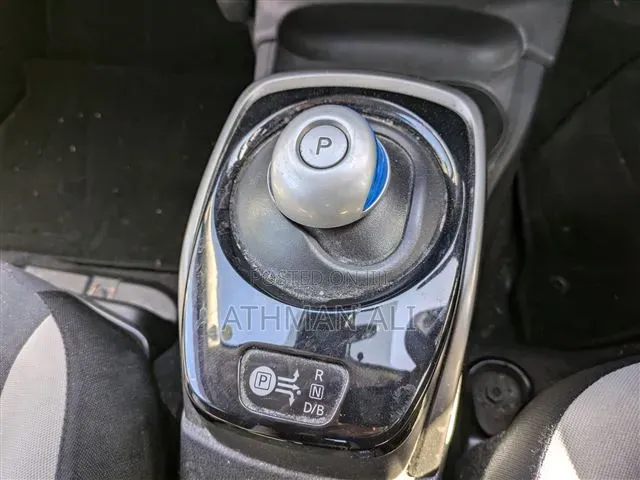 Nissan Note 1.2 Hybrid 2018 Green