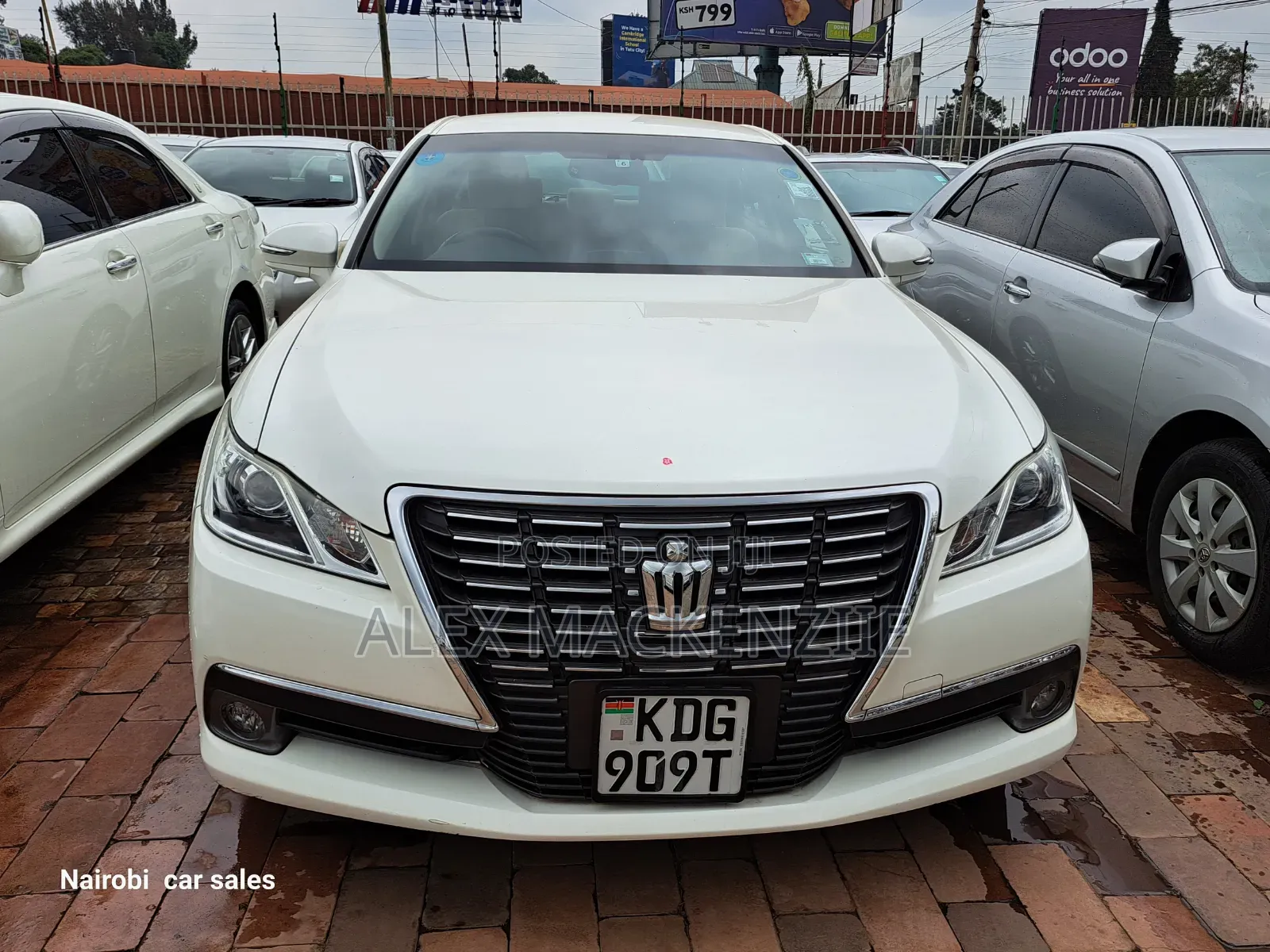 Toyota Crown 2015 White