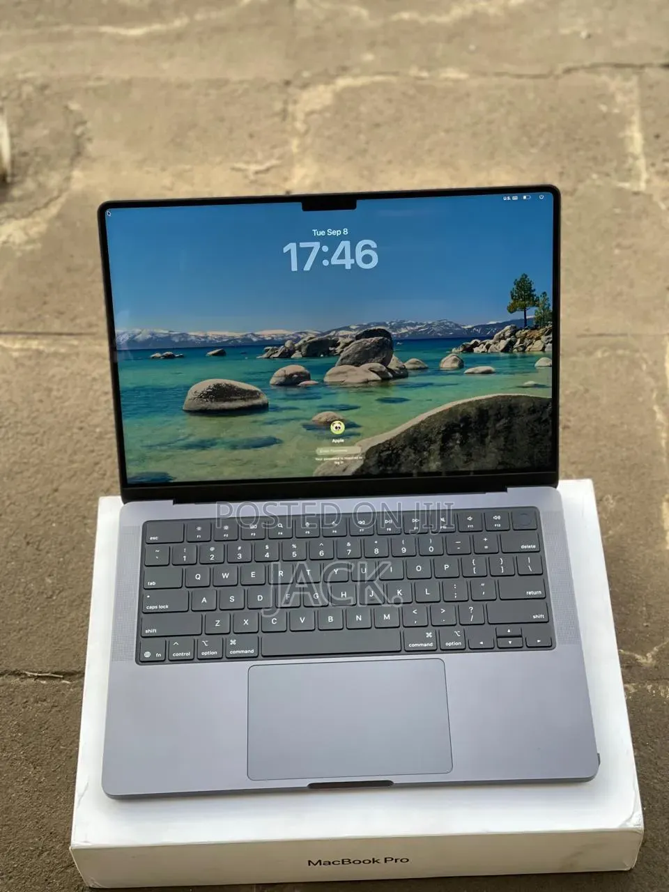 Laptop Apple MacBook Pro 2025 M5 16GB Apple M5 SSD 512GB