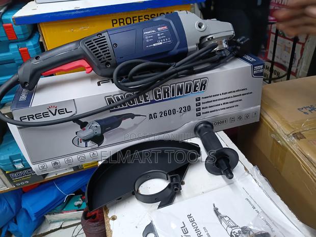 9-Inch Freevel AG 2600-230 Angle Grinder
