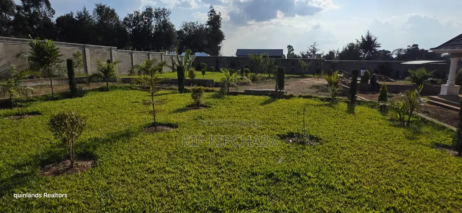 4bdrm Bungalow in Kuinet for sale