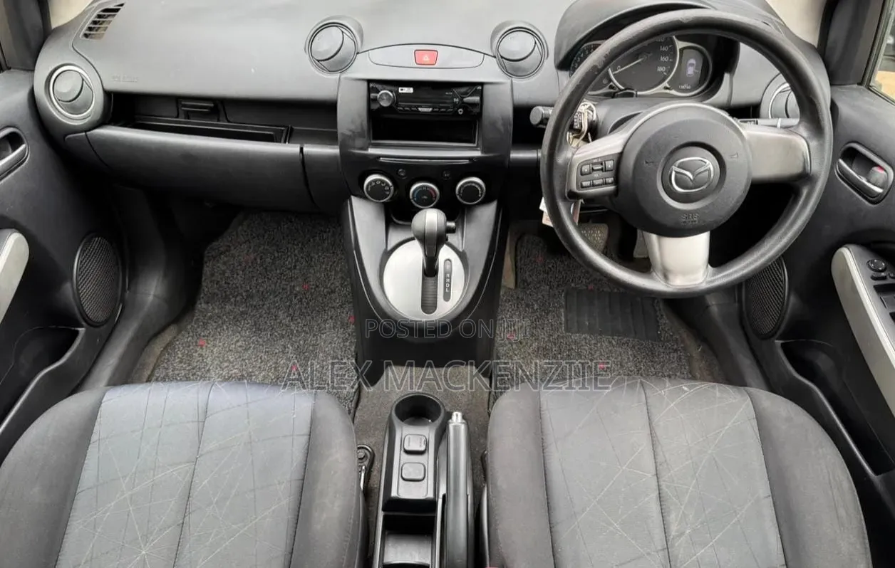 Mazda Demio 2011 Gray