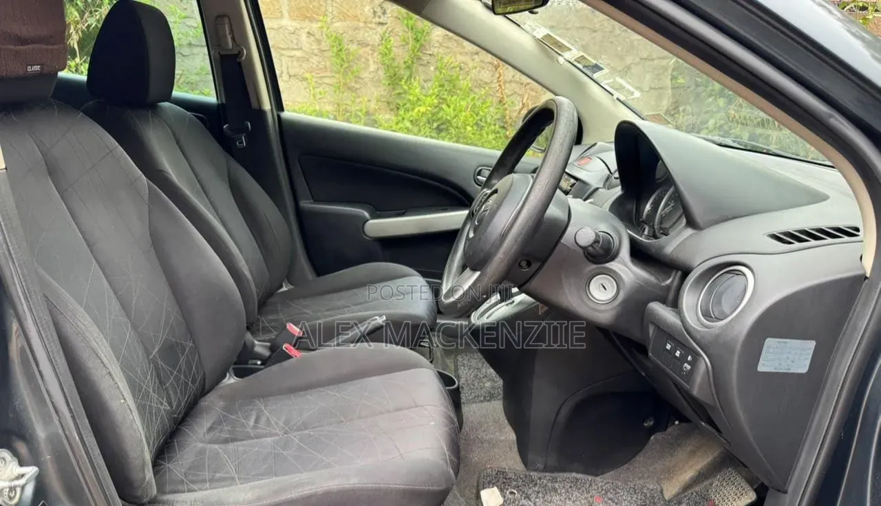 Mazda Demio 2011 Gray