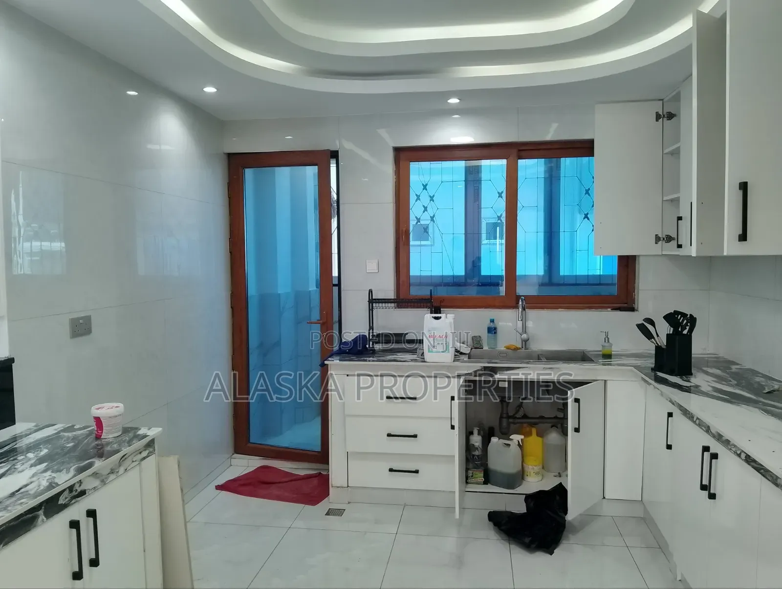 3bdrm Apartment in Nyali Cinemax for rent
