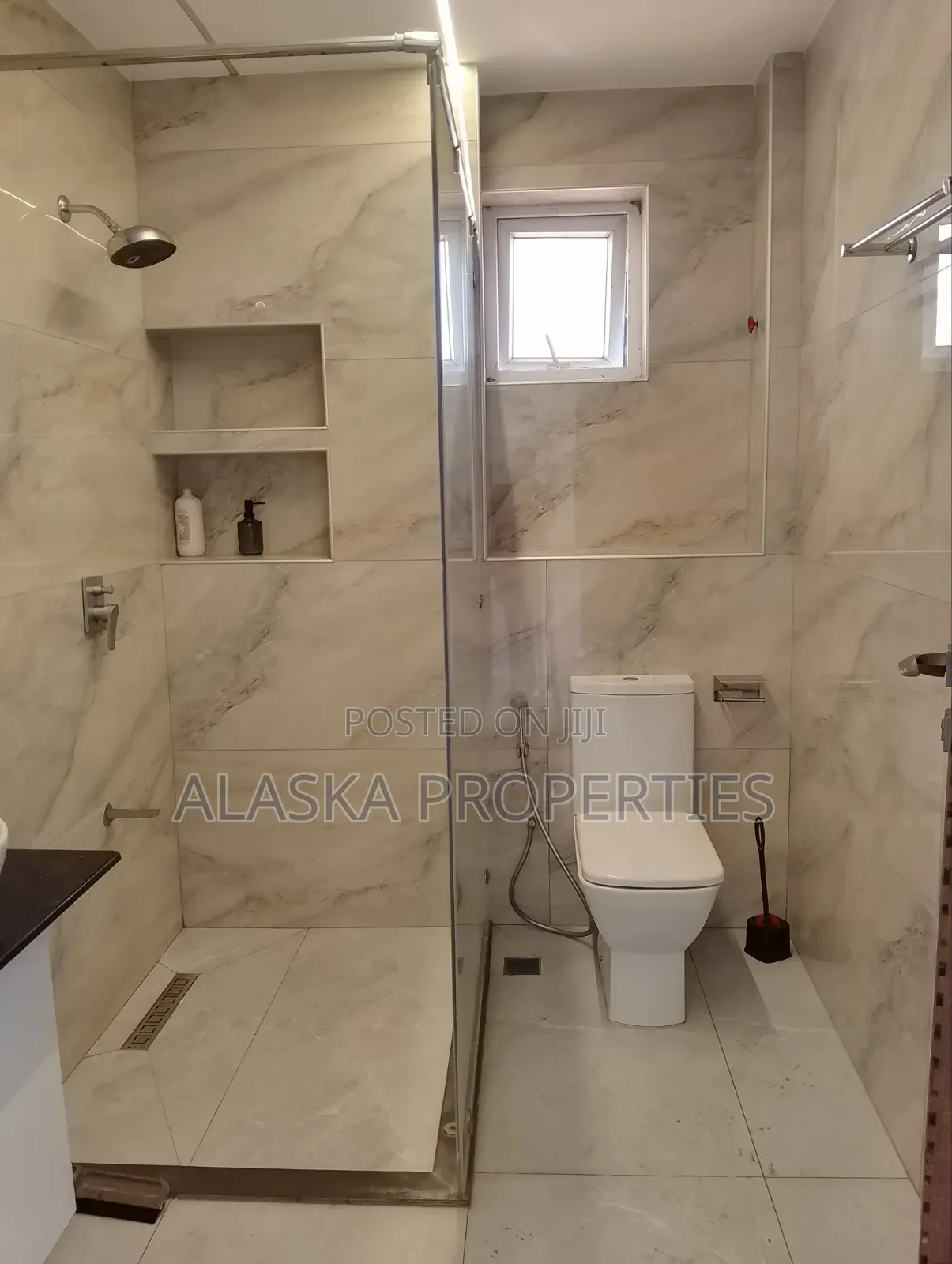 3bdrm Apartment in Nyali Cinemax for rent