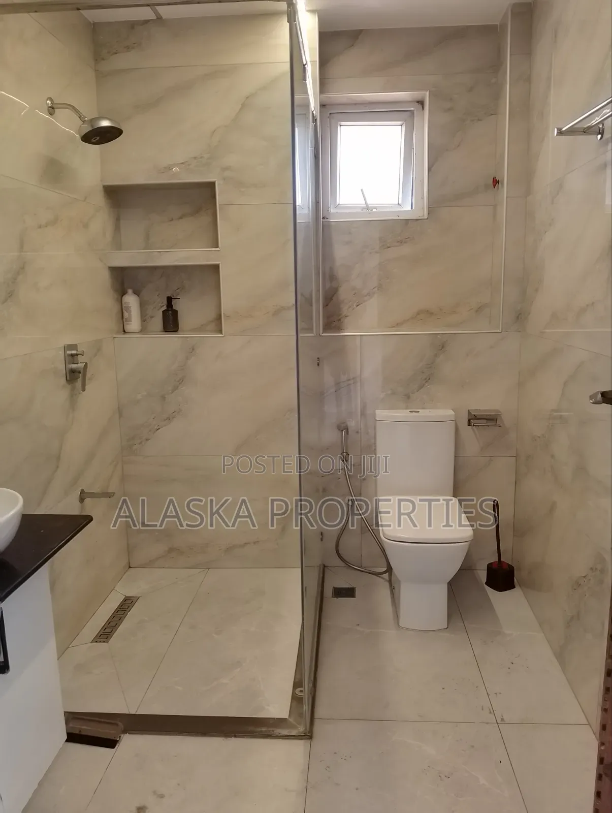 3bdrm Apartment in Nyali Cinemax for rent