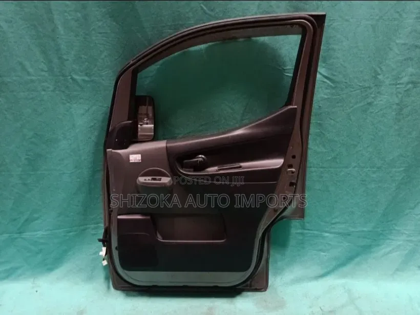 F Door Assy Rh Nissan Nv200 Vanette Van 2010