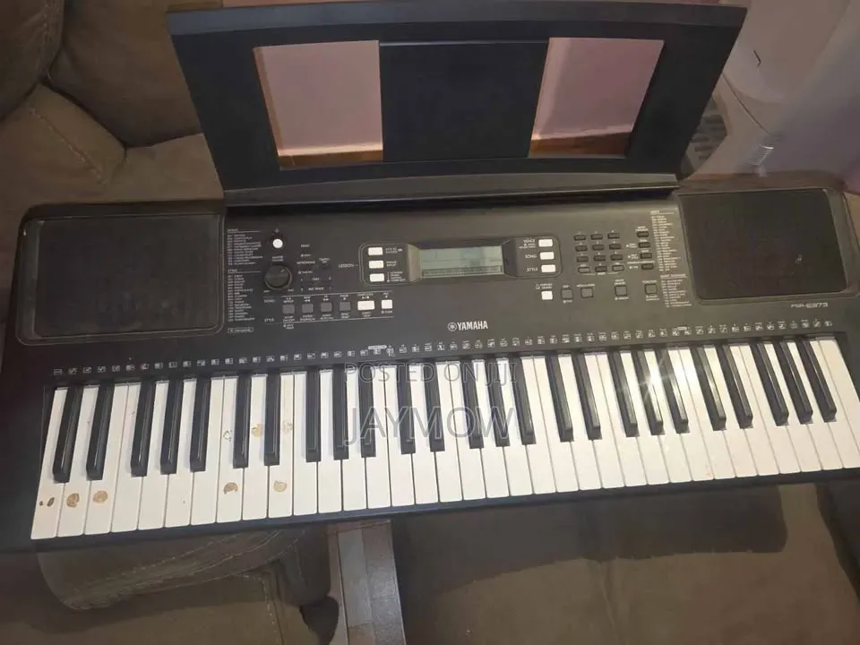 Yamaha PSR 373