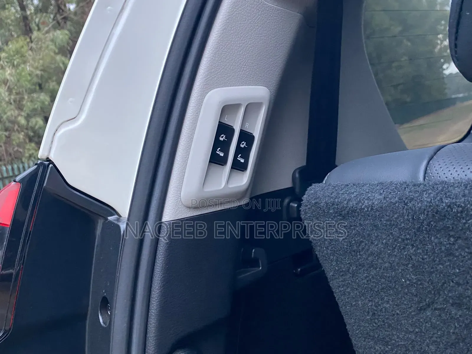 Toyota Land Cruiser Prado 2019 White