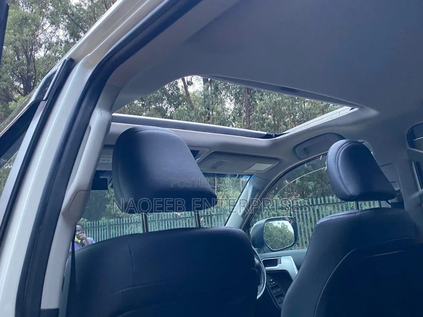 Toyota Land Cruiser Prado 2019 White