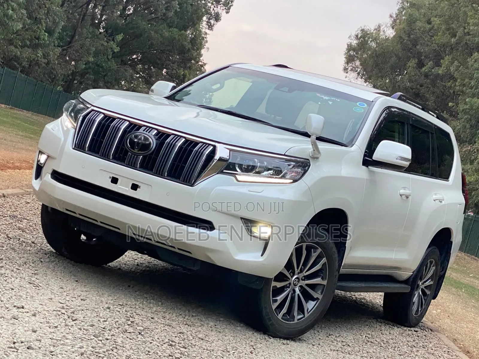 Toyota Land Cruiser Prado 2019 White