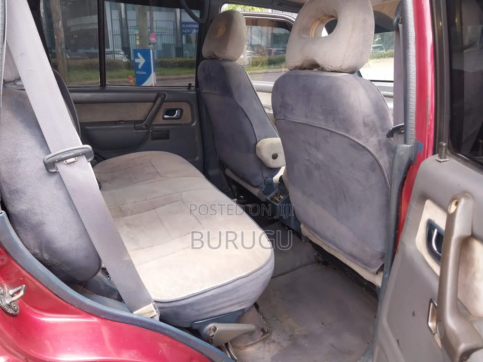 Mitsubishi Pajero 1990 Maroon