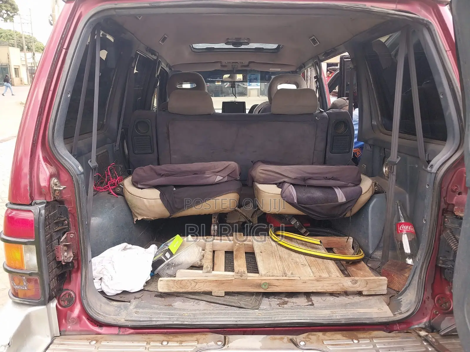 Mitsubishi Pajero 1990 Maroon