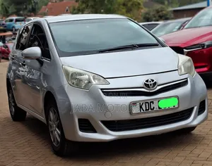 Toyota Ractis 2014 Silver