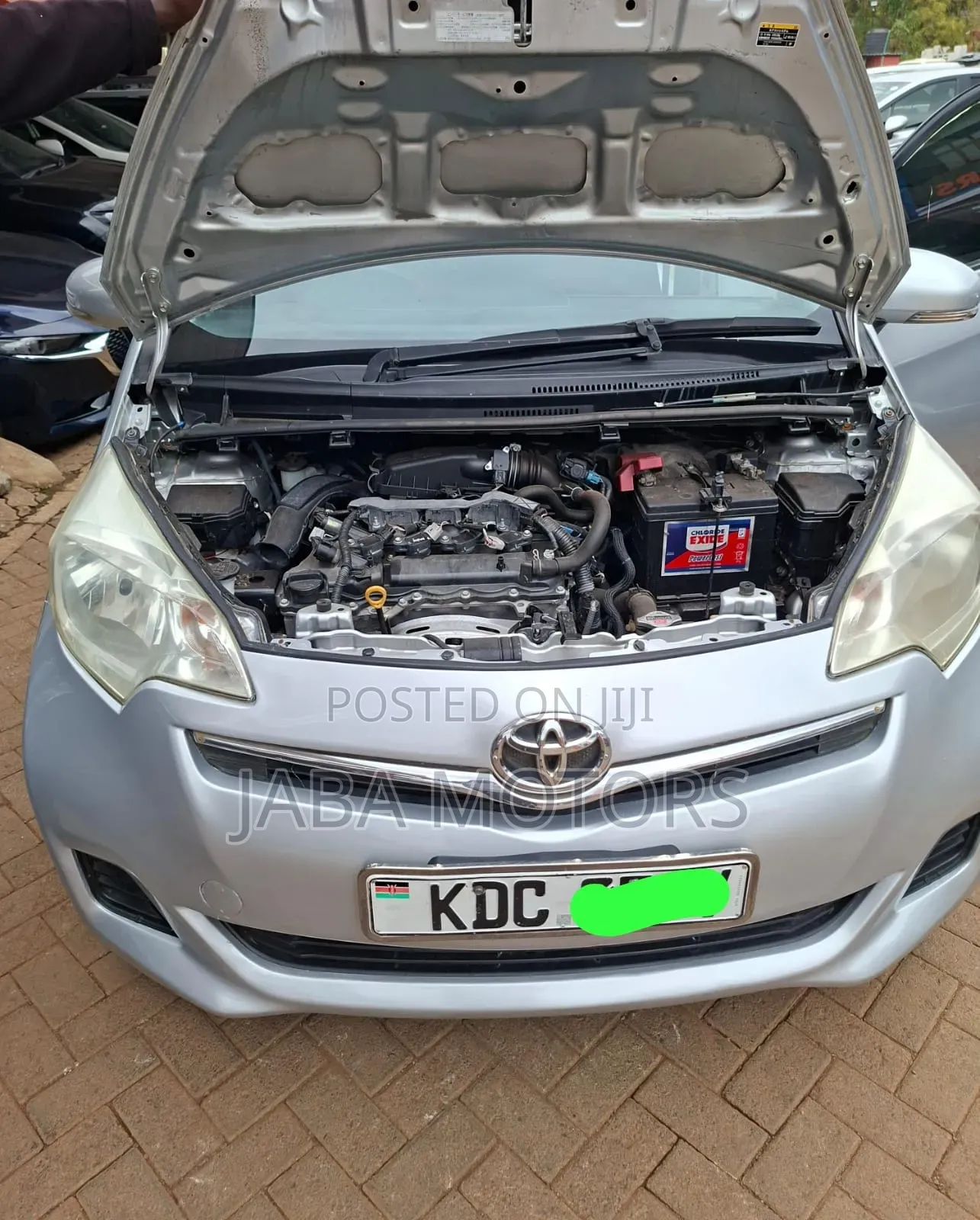 Toyota Ractis 2014 Silver