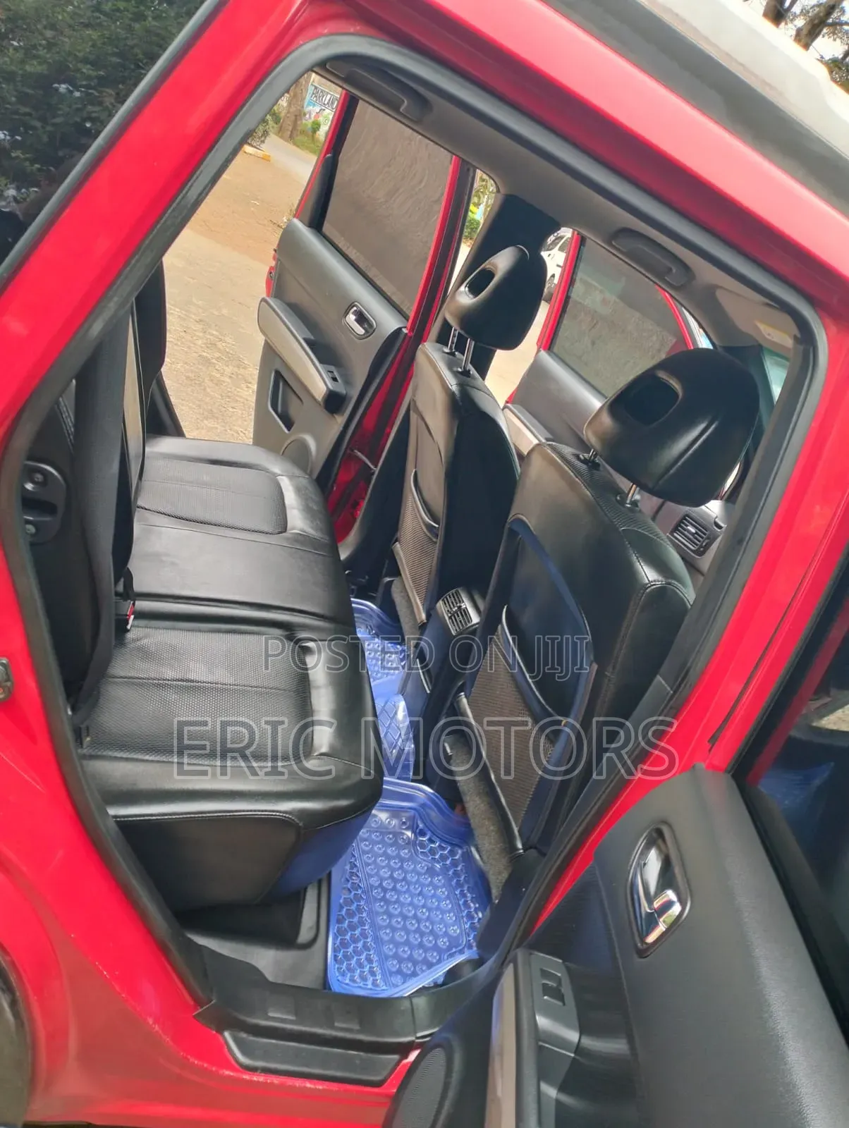 Nissan X-Trail 2012 Red