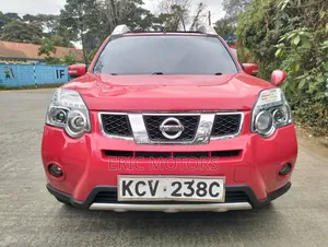 Nissan X-Trail 2012 Red