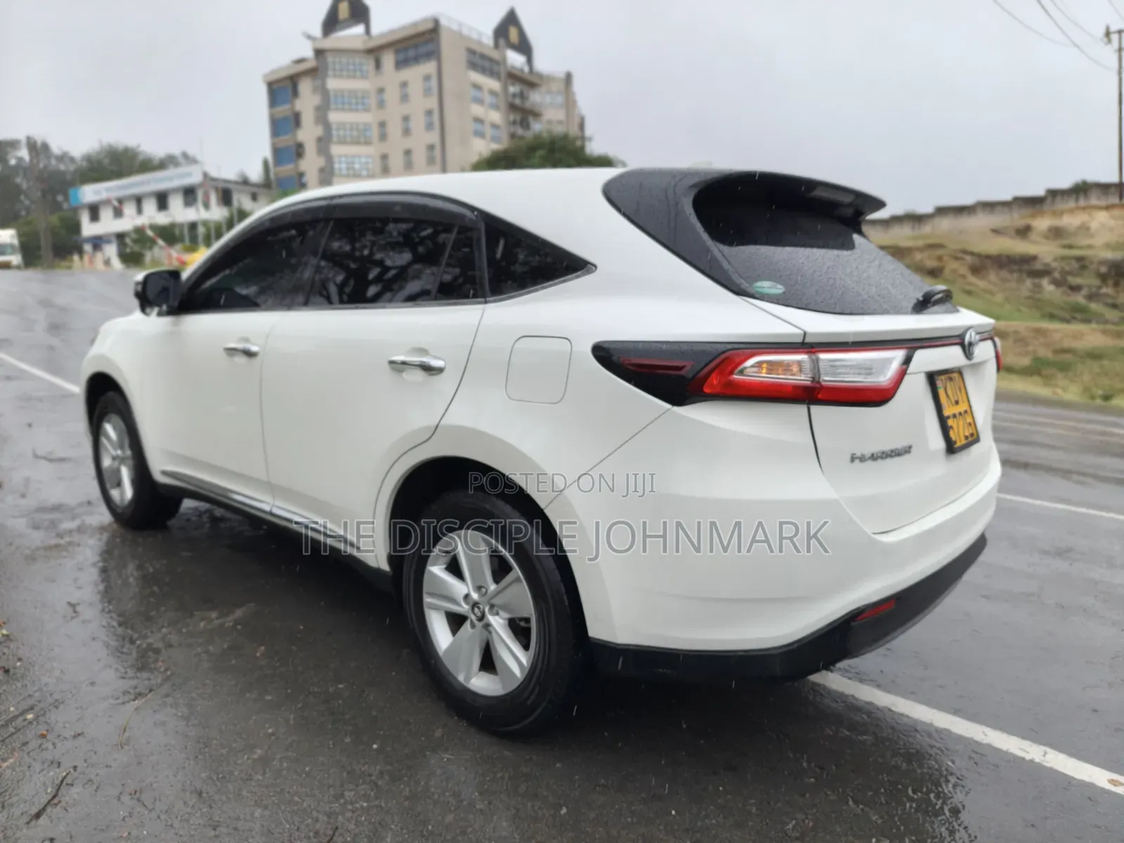 Toyota Harrier 2019 White