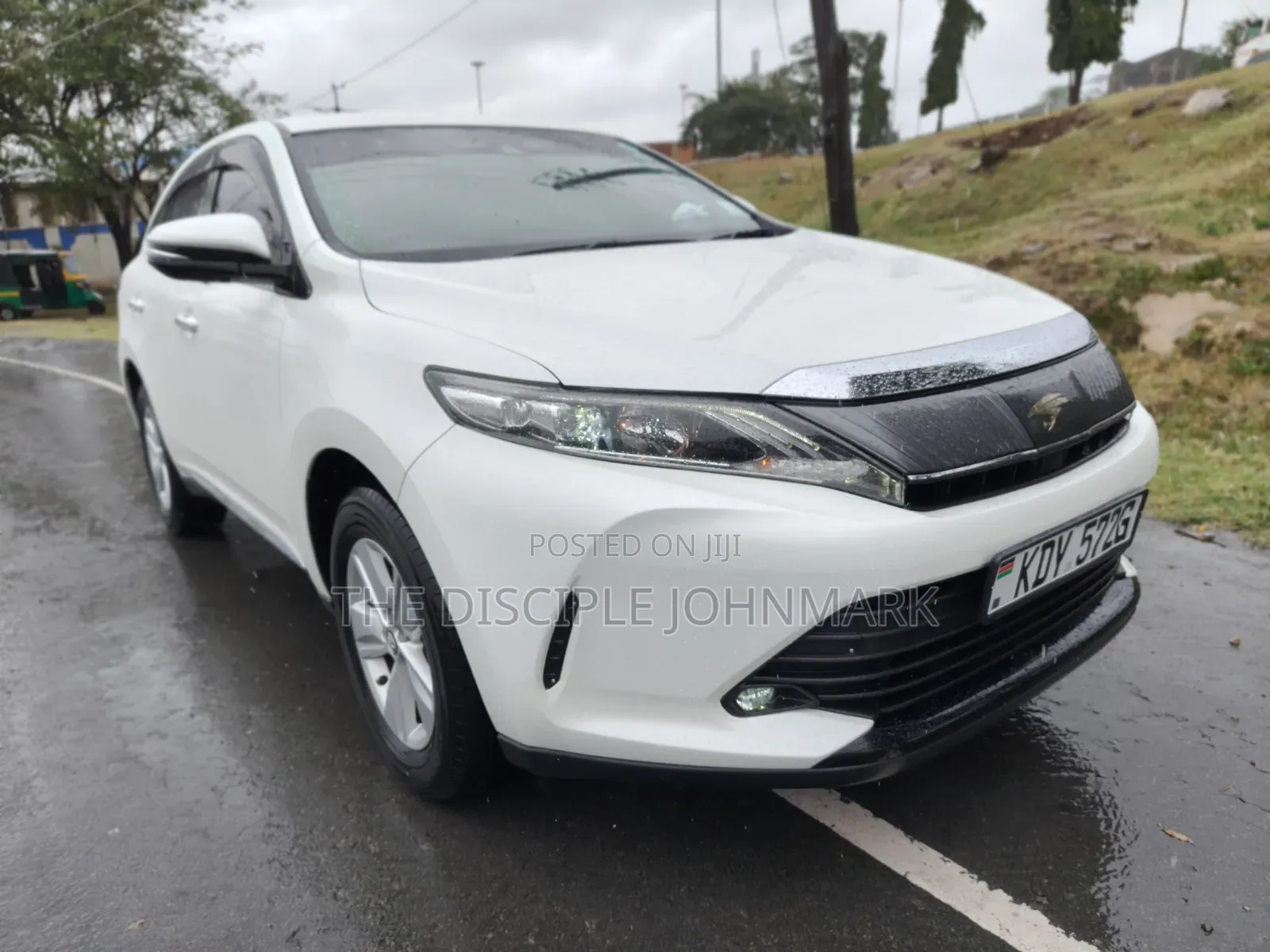 Toyota Harrier 2019 White