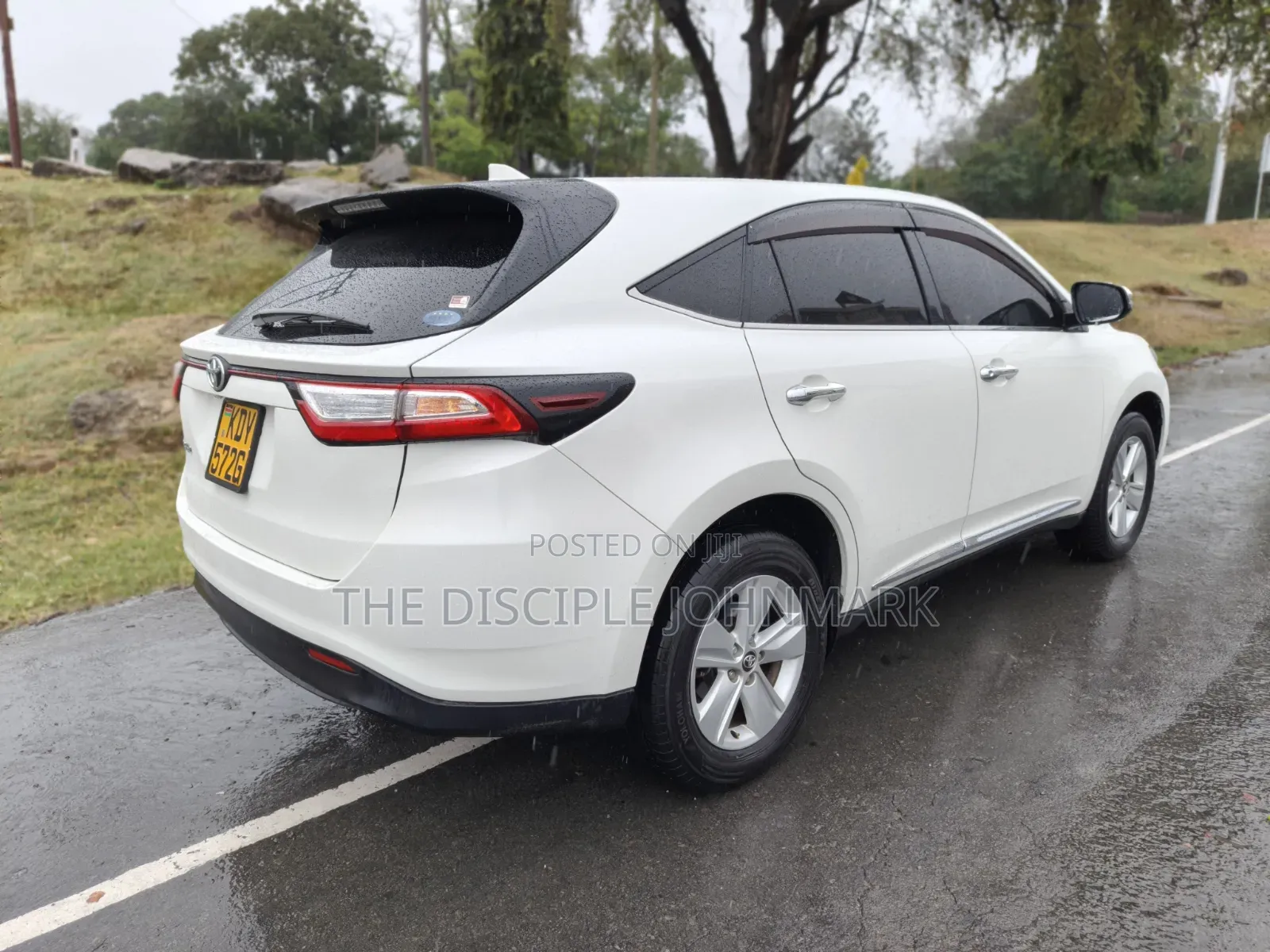 Toyota Harrier 2019 White