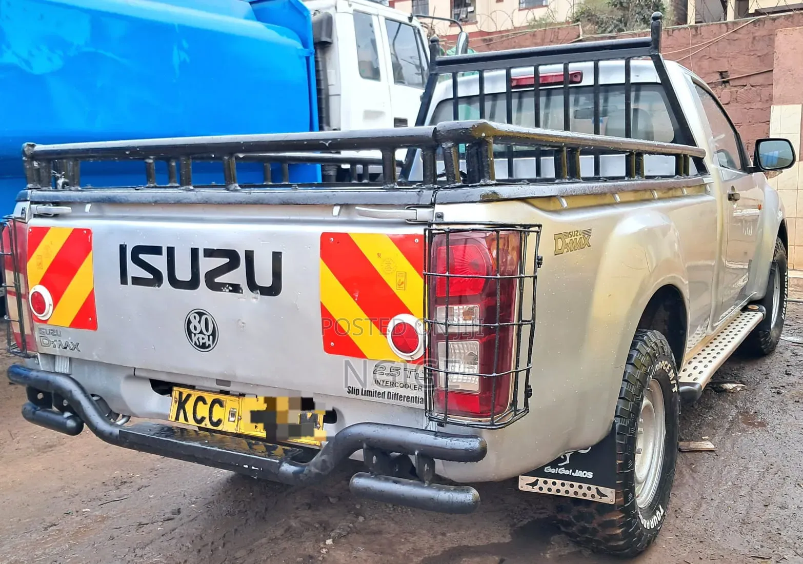 Isuzu D-MAX 2014 Gray