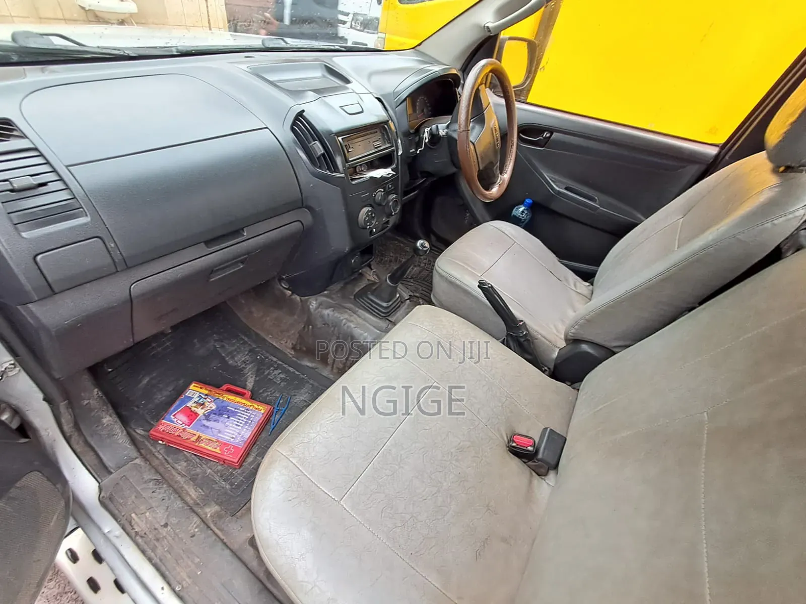 Isuzu D-MAX 2014 Gray
