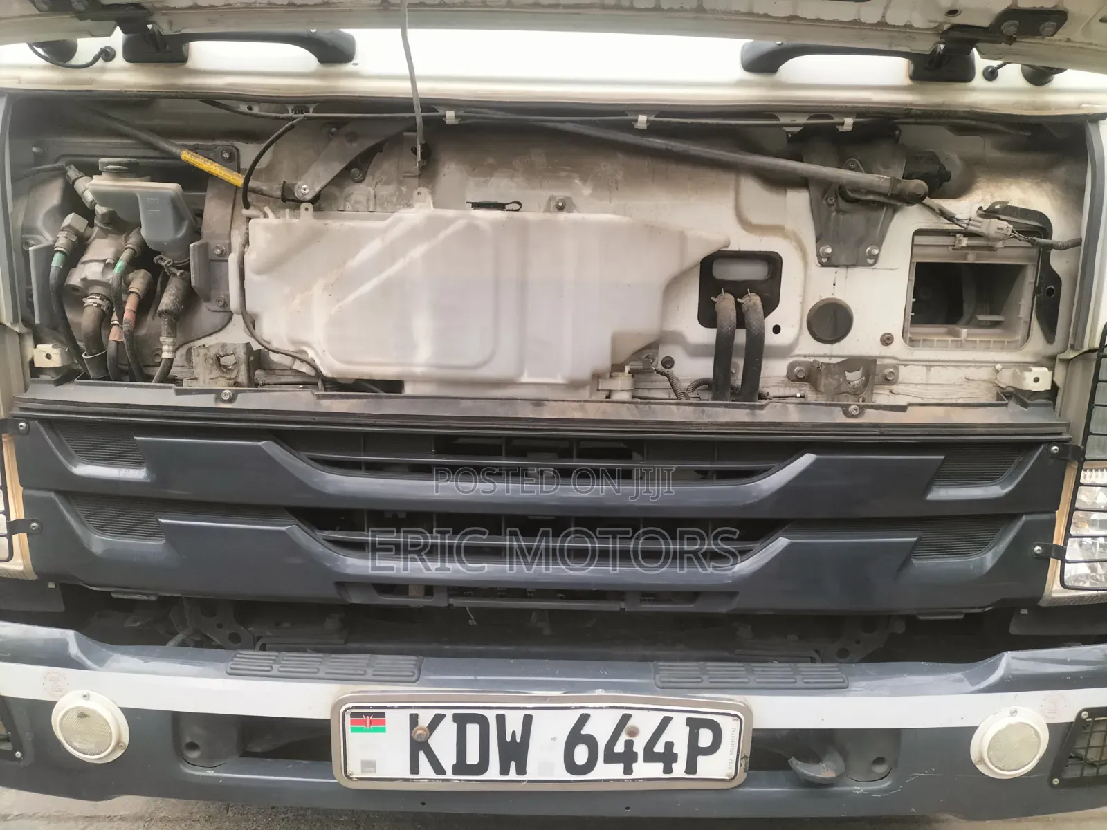 ISUZU FRR 90 F Series 2019 White