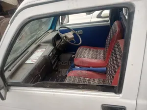 Daihatsu Mira 2000 White