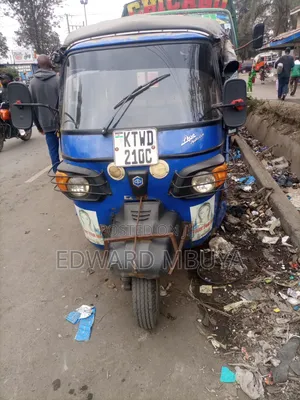 Piaggio 2024 Blue
