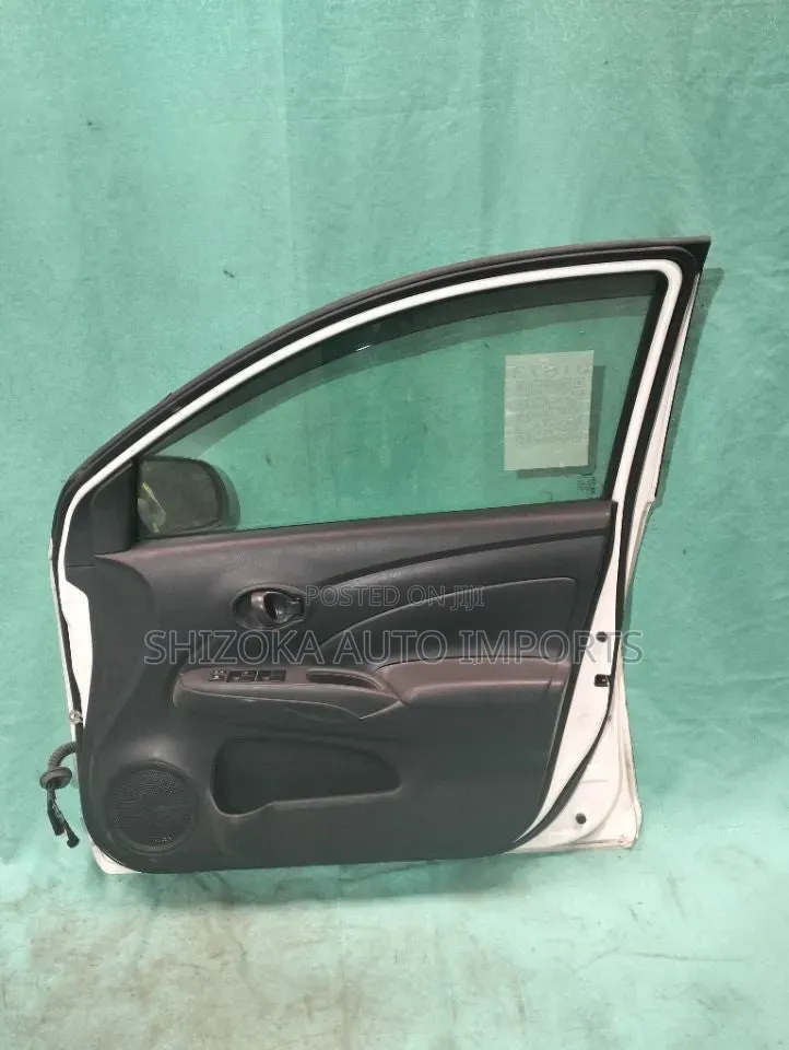 F Door Assy Lh Nissan Latio N17 2016