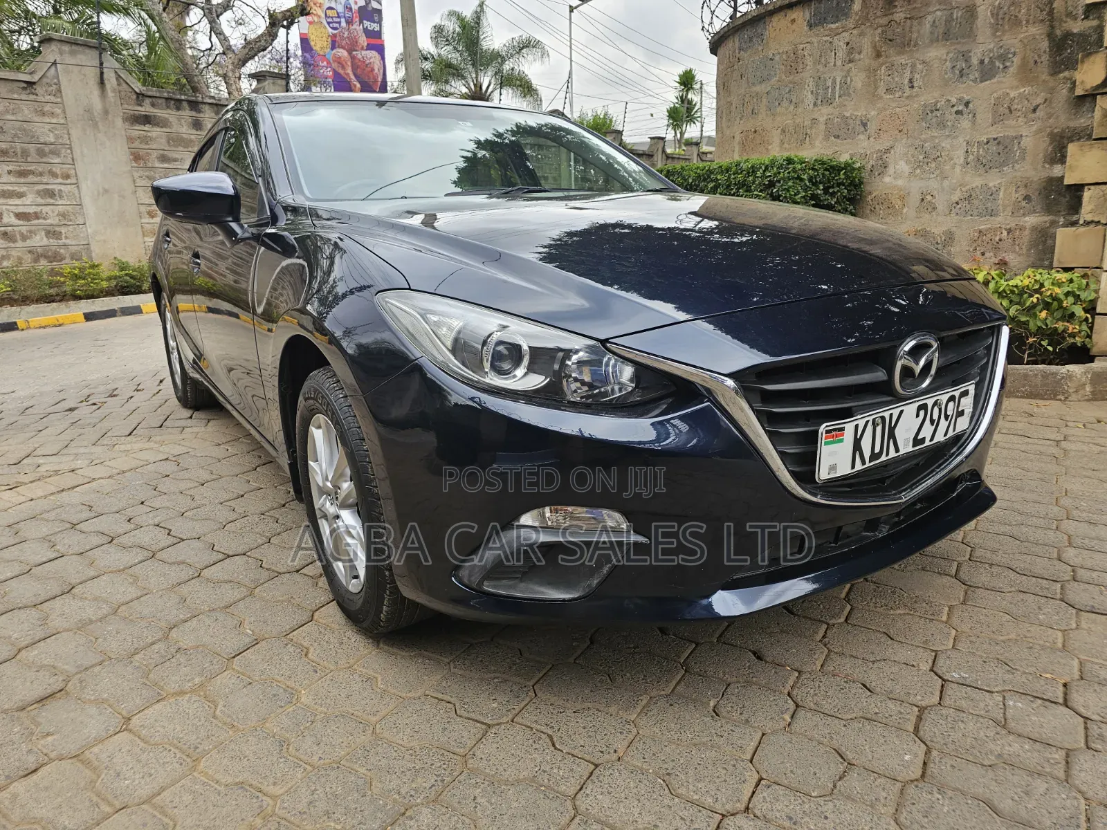 Mazda Axela 2015 Blue