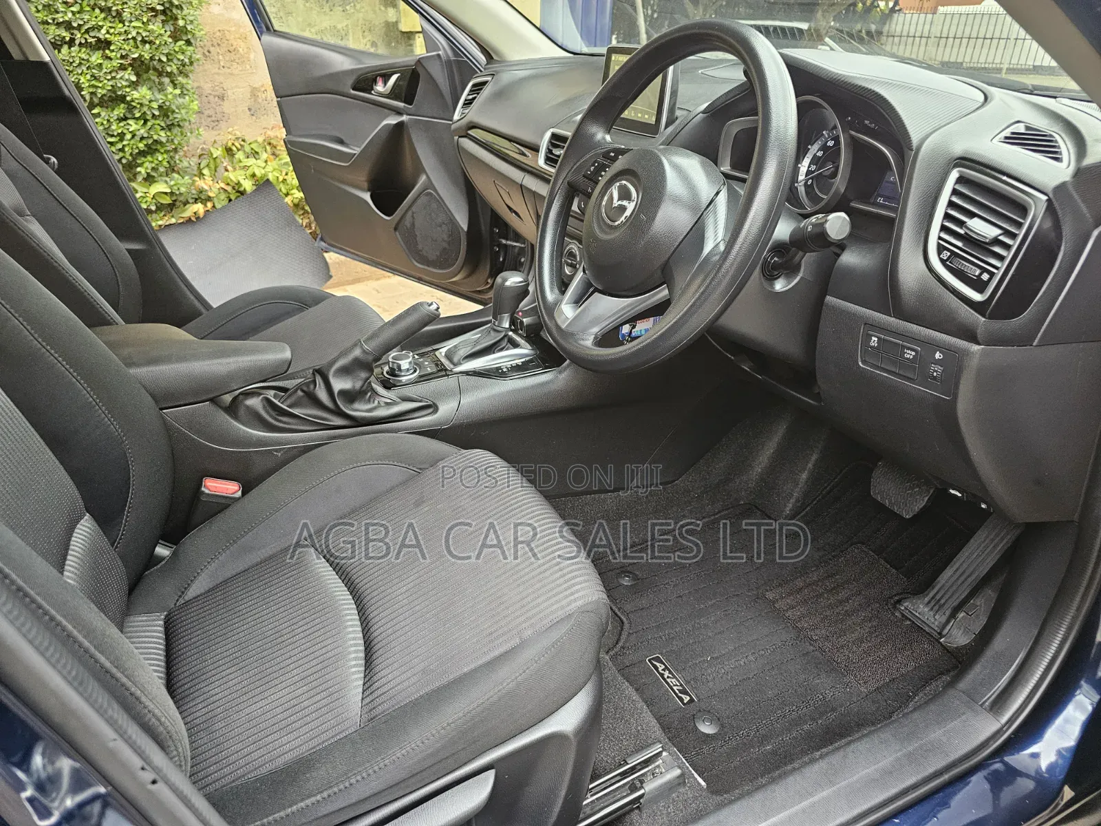 Mazda Axela 2015 Blue