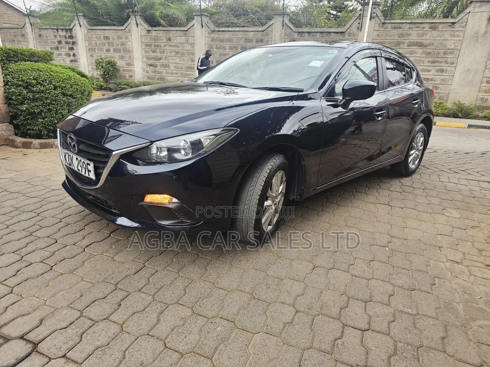 Mazda Axela 2015 Blue