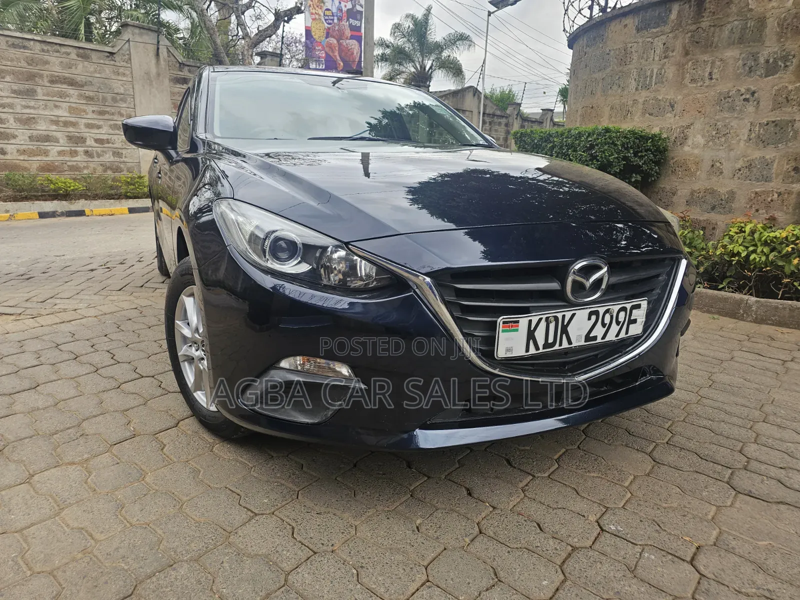 Mazda Axela 2015 Blue