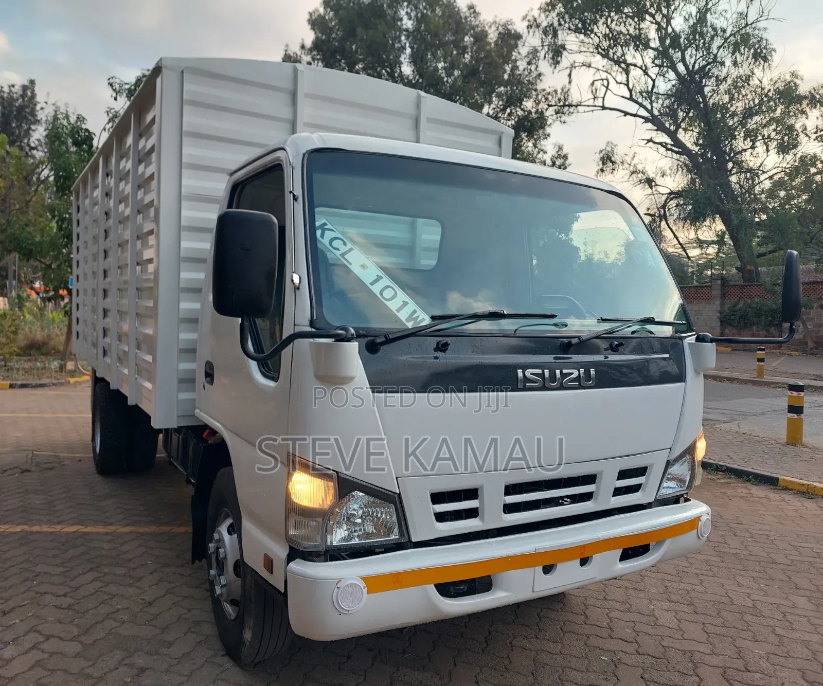 Isuzu NPR KCL