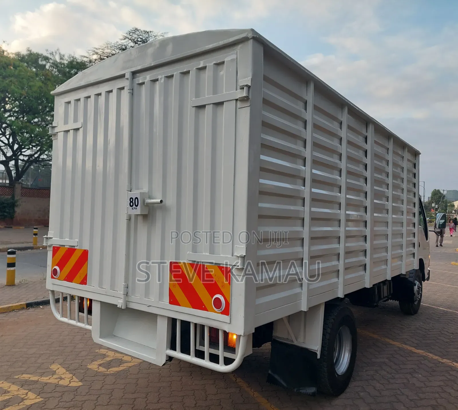Isuzu NPR KCL