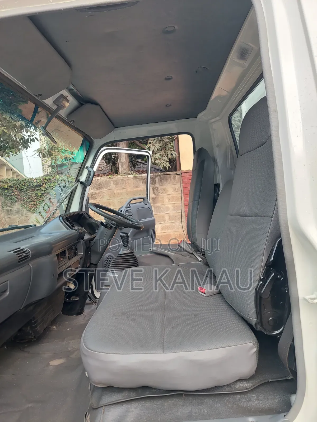Isuzu NPR KCL